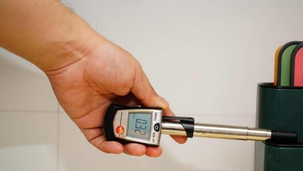 三款热门刀具砧板消毒机使用对比测评开元棋牌刀具砧板消毒机是智商税吗？(图3)